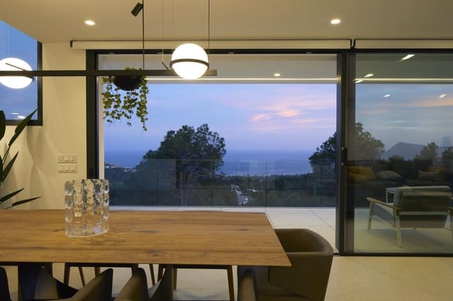4 soveværelse Villa til salg i Altea med swimmingpool - € 2.135.000 (Ref: 10041350)