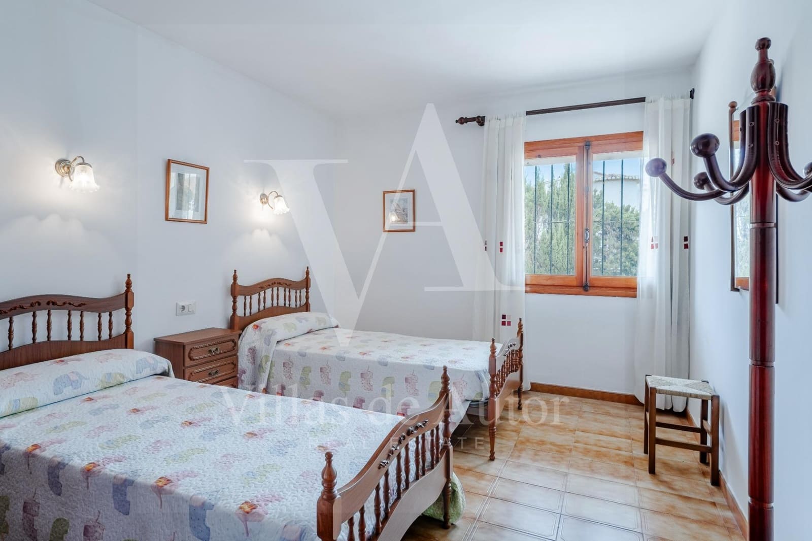 Chalet de 4 habitaciones en Calpe / Calp en venta con piscina garaje - 900.000 € (Ref: 10041352)