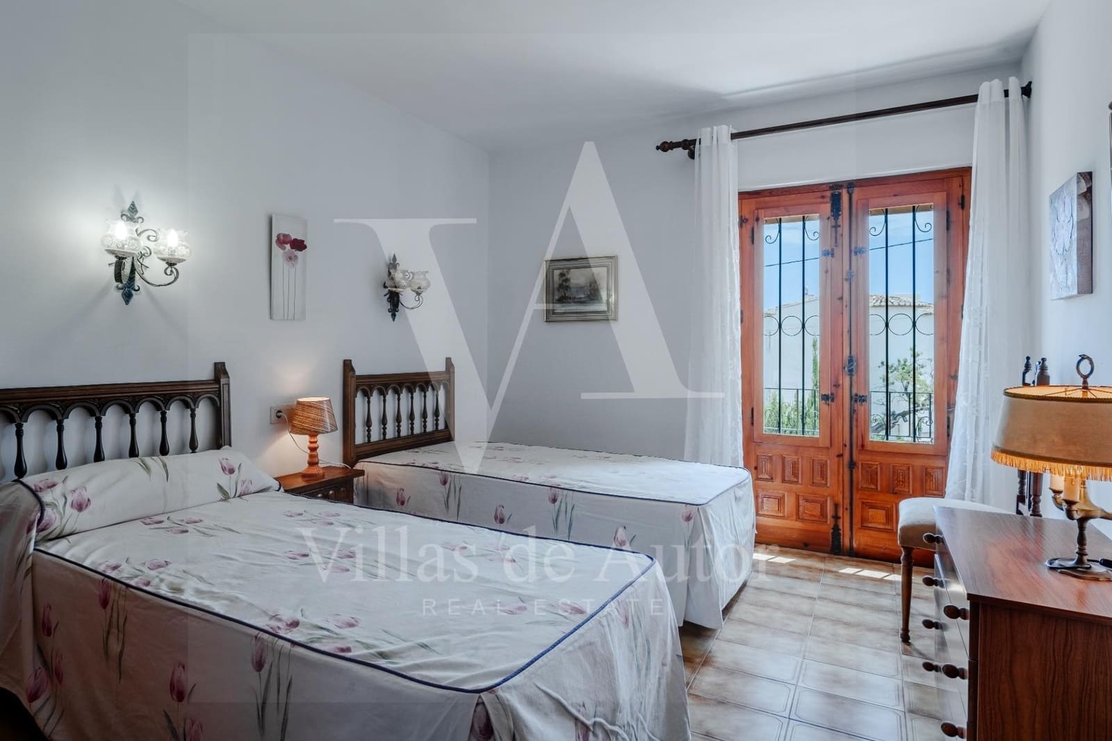 Chalet de 4 habitaciones en Calpe / Calp en venta con piscina garaje - 900.000 € (Ref: 10041352)