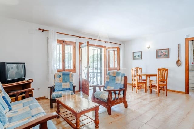 Chalet de 4 habitaciones en Maryvilla, Calpe / Calp en venta con piscina garaje - 900.000 € (Ref: 10041352)