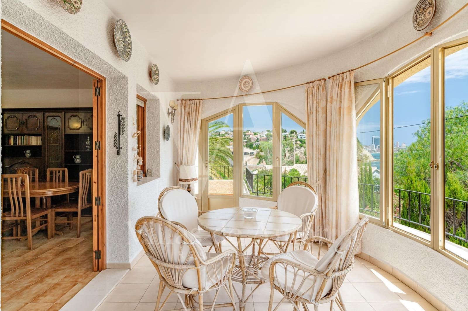 Chalet de 4 habitaciones en Calpe / Calp en venta con piscina garaje - 900.000 € (Ref: 10041352)