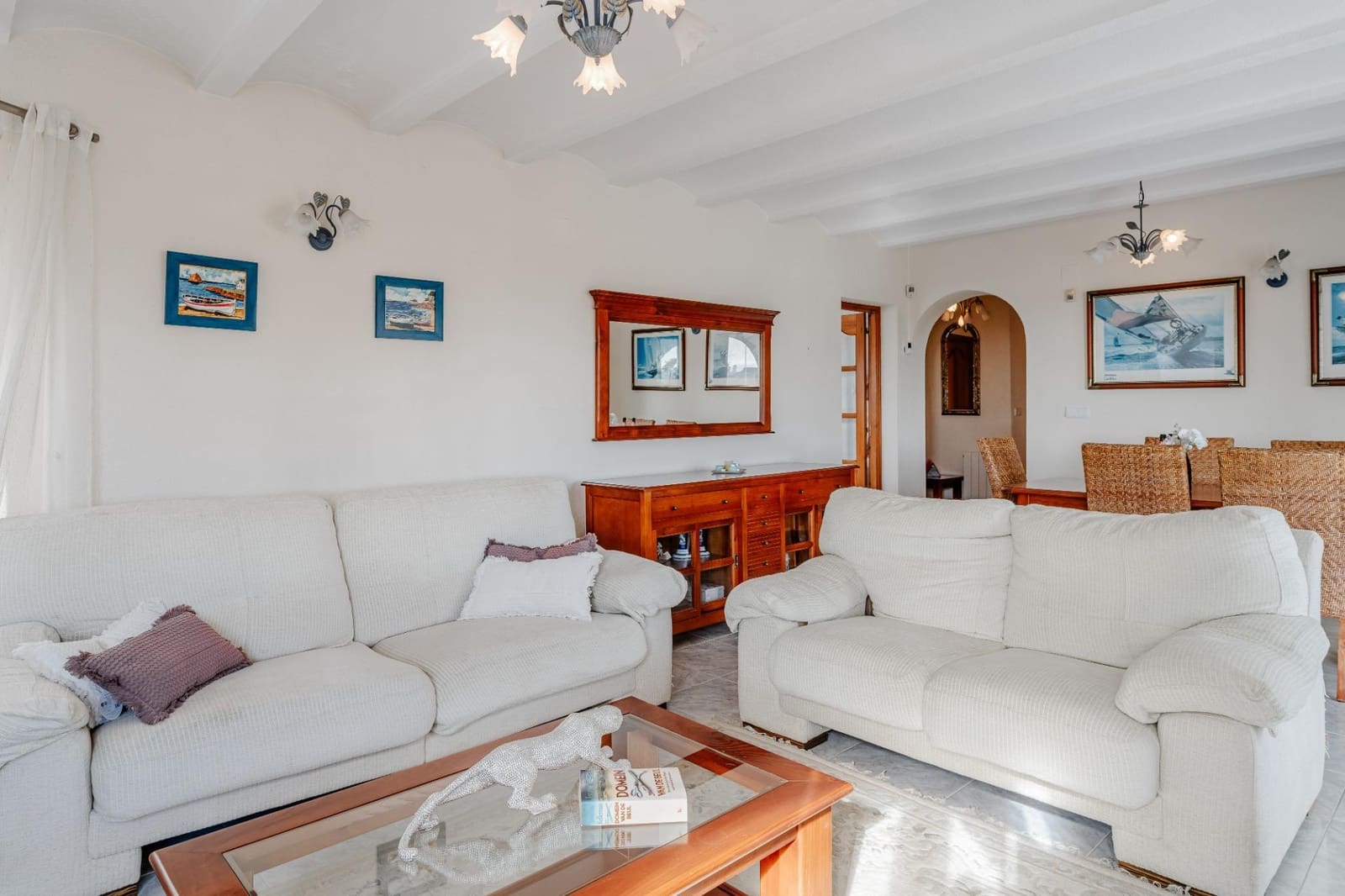 6 makuuhuone Huvila myytävänä paikassa Calpe / Calp mukana uima-altaan 
autotalli - 649 000 € (Ref: 10041362)