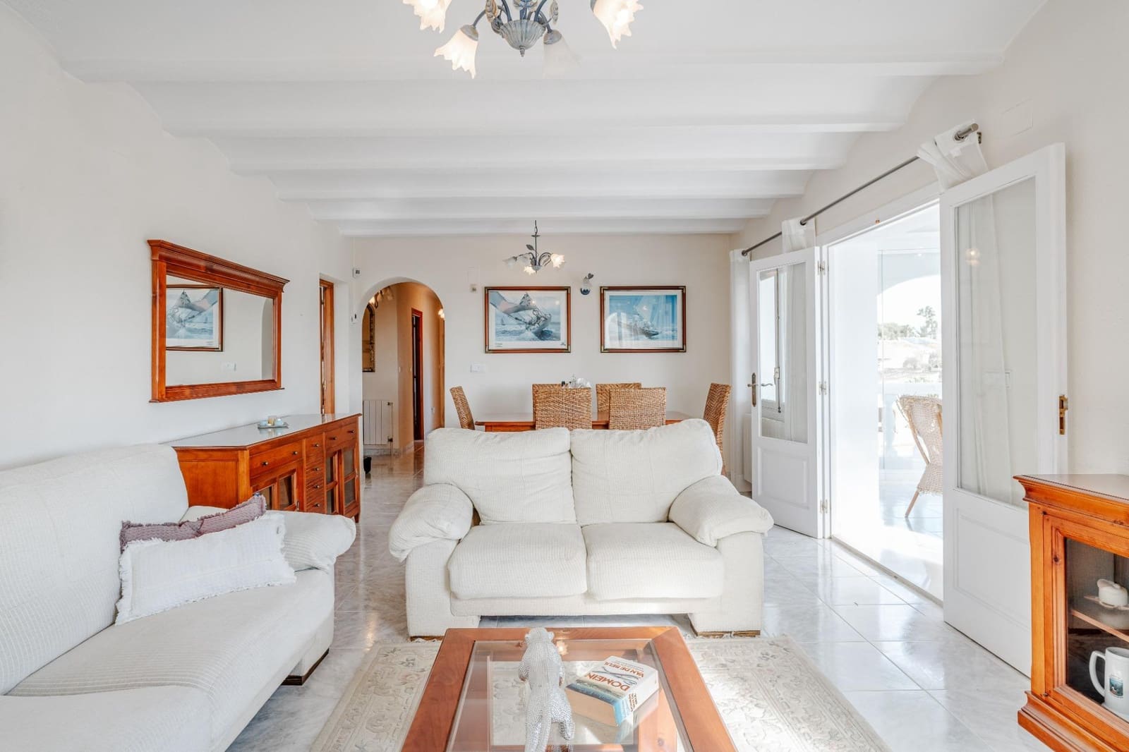 6 makuuhuone Huvila myytävänä paikassa Calpe / Calp mukana uima-altaan 
autotalli - 649 000 € (Ref: 10041362)