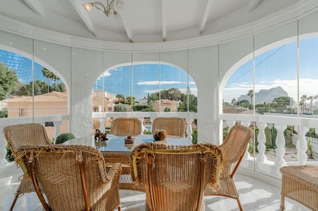 6 slaapkamer Villa te koop in Calpe / Calp met zwembad garage - € 649.000 (Ref: 10041362)
