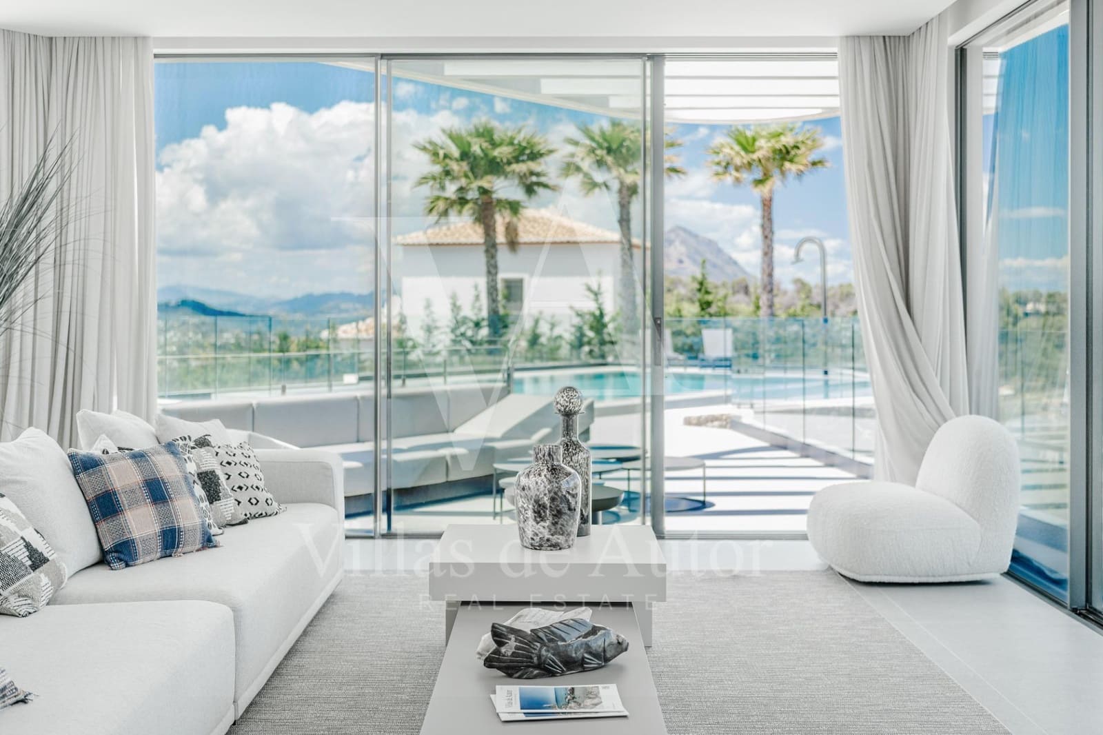4 chambre Villa/Maison à vendre à Javea / Xabia avec piscine garage - 3 995 000 € (Ref: 10041364)