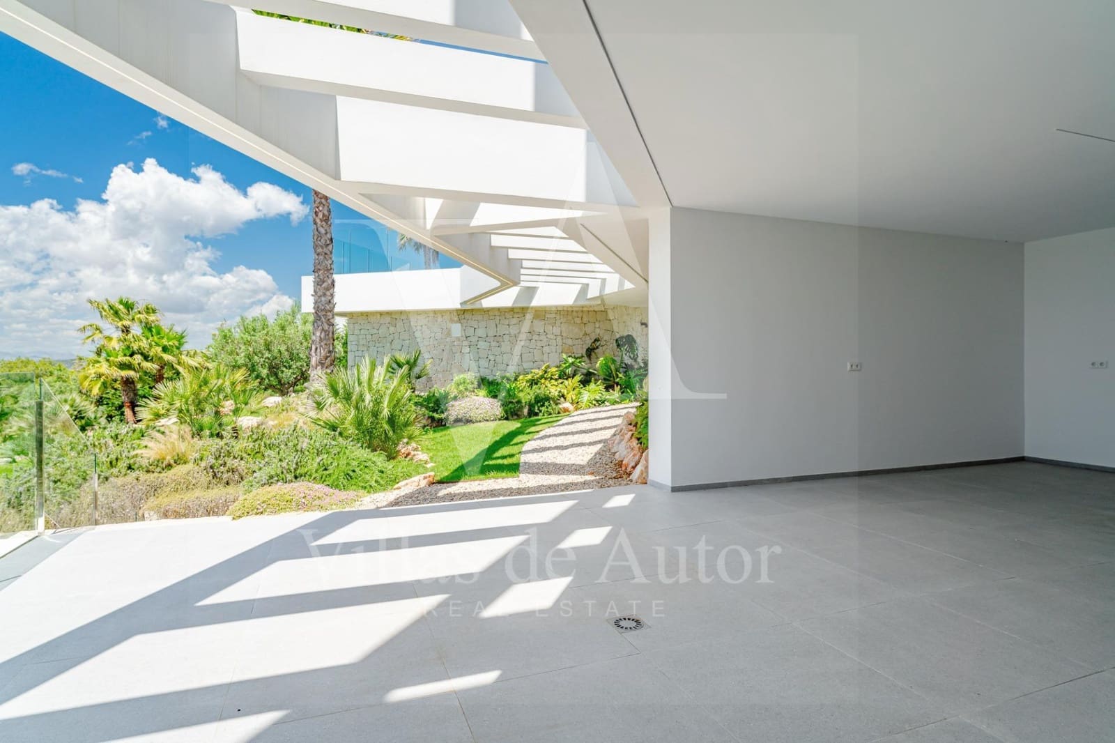 4 chambre Villa/Maison à vendre à Javea / Xabia avec piscine garage - 3 995 000 € (Ref: 10041364)