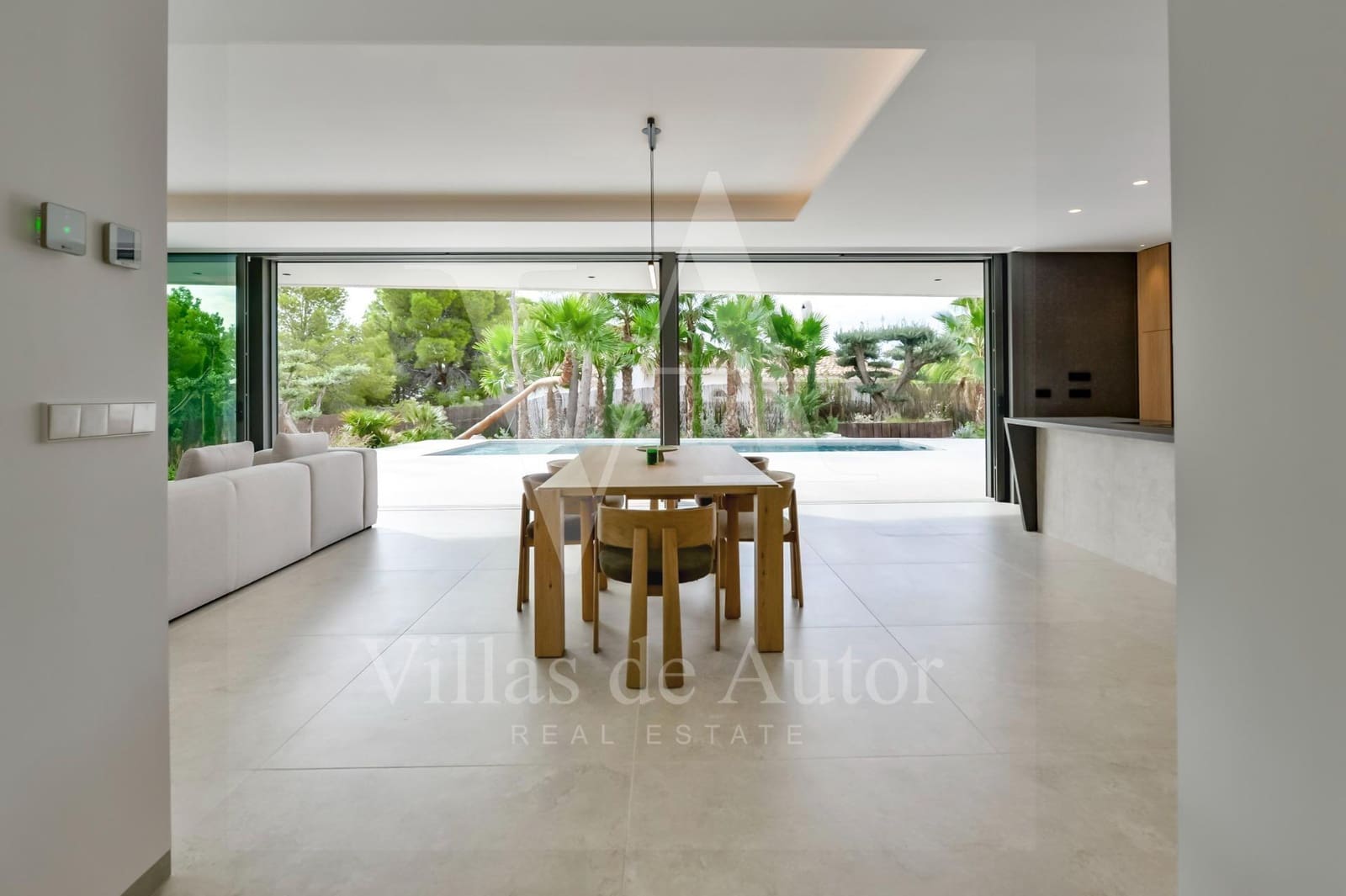 4 bedroom Villa for sale in Galera de las Palmeras with pool garage - € 2,345,000 (Ref: 10041365)