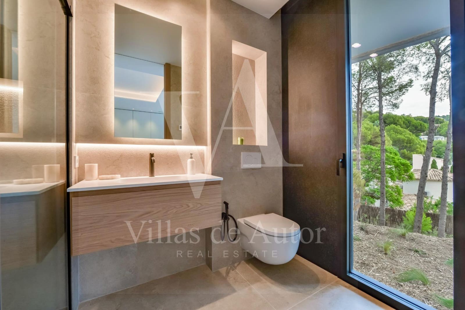 4 bedroom Villa for sale in Galera de las Palmeras with pool garage - € 2,345,000 (Ref: 10041365)