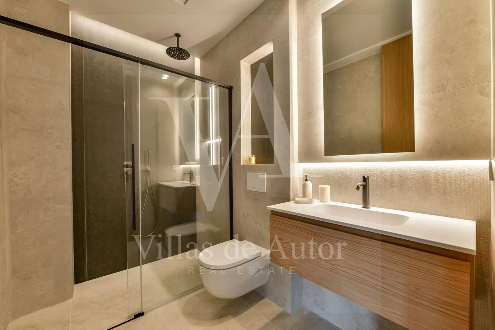 4 bedroom Villa for sale in Galera de las Palmeras with pool garage - € 2,345,000 (Ref: 10041365)