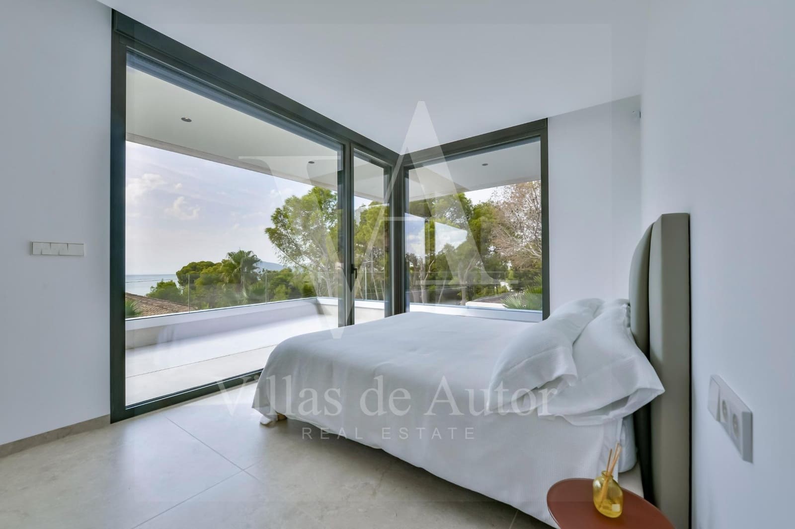 4 bedroom Villa for sale in Galera de las Palmeras with pool garage - € 2,345,000 (Ref: 10041365)