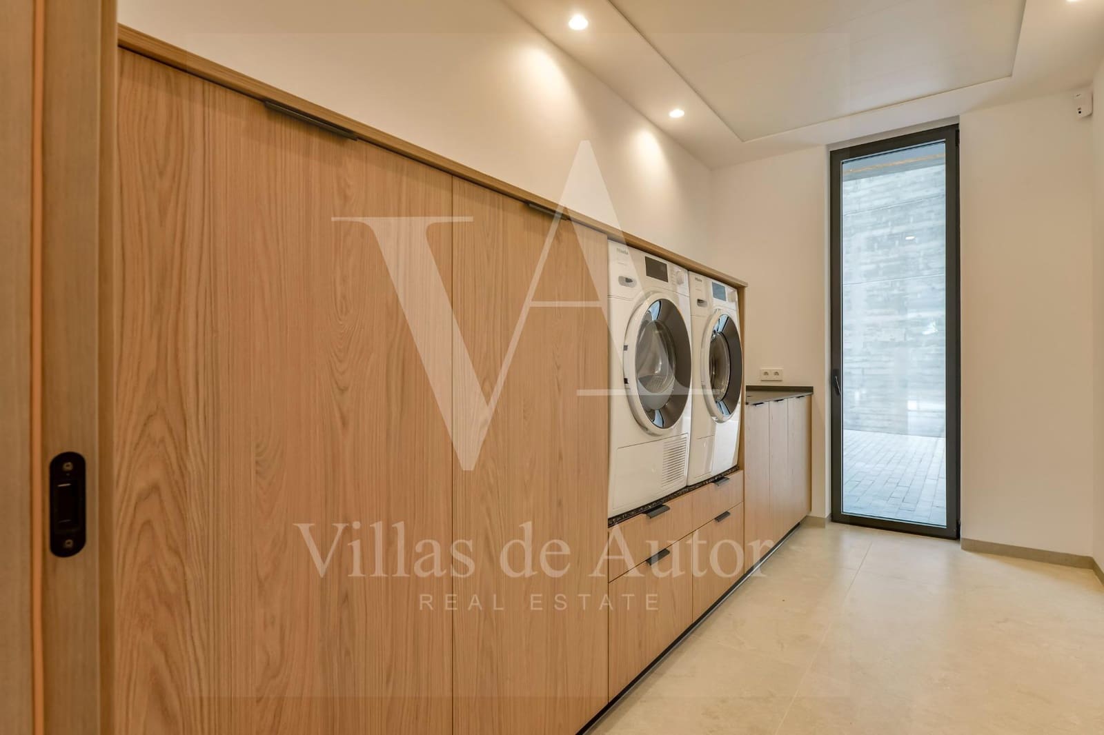 4 bedroom Villa for sale in Galera de las Palmeras with pool garage - € 2,345,000 (Ref: 10041365)