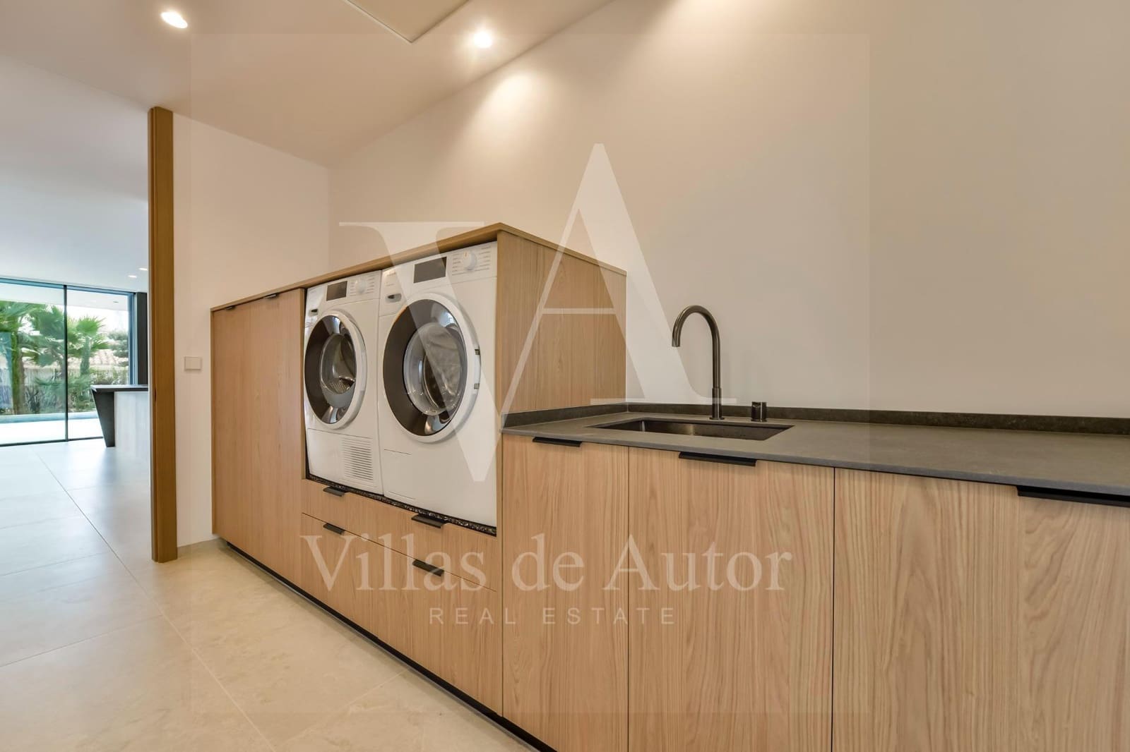 4 bedroom Villa for sale in Galera de las Palmeras with pool garage - € 2,345,000 (Ref: 10041365)