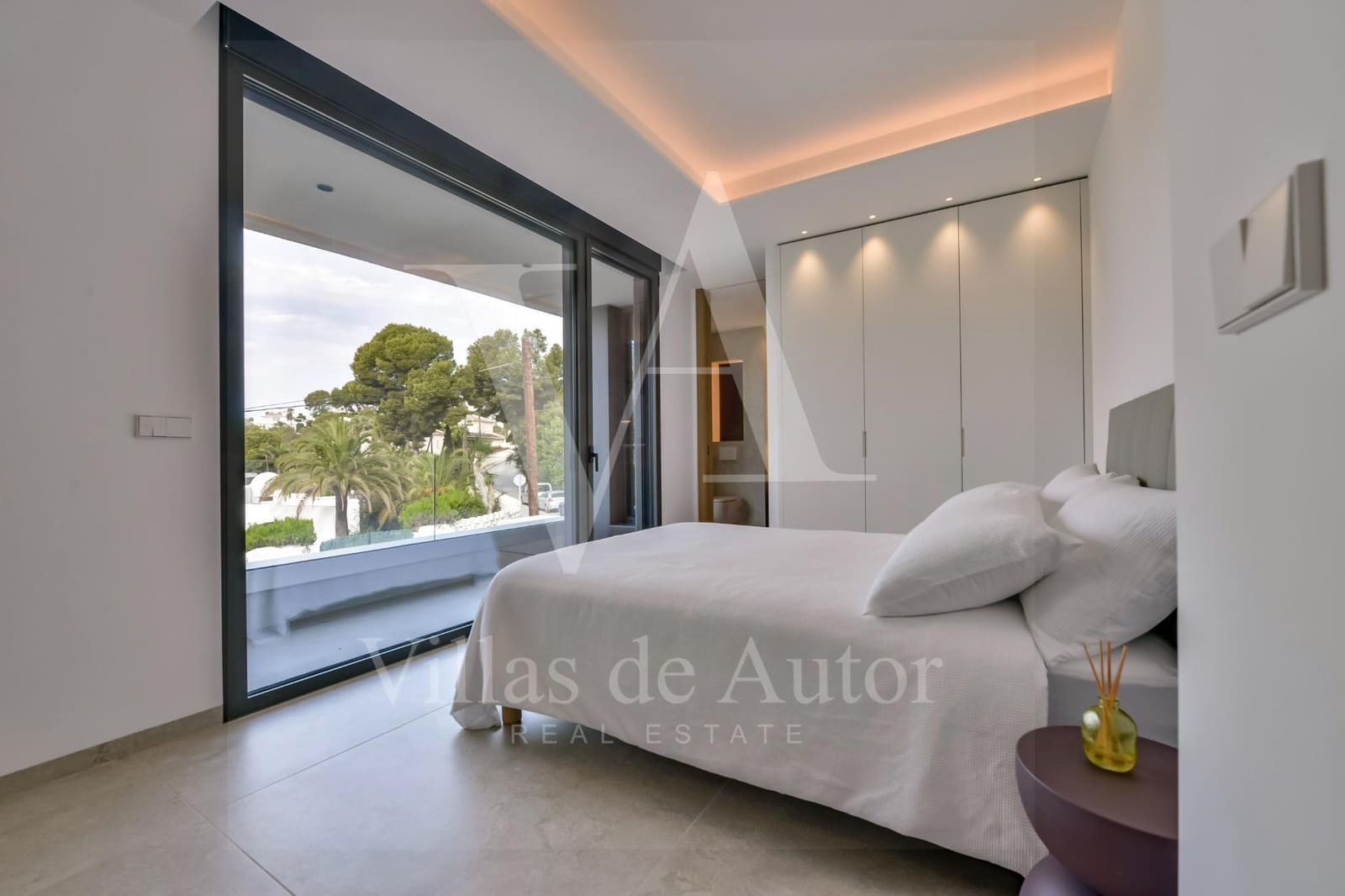 4 bedroom Villa for sale in Galera de las Palmeras with pool garage - € 2,345,000 (Ref: 10041365)