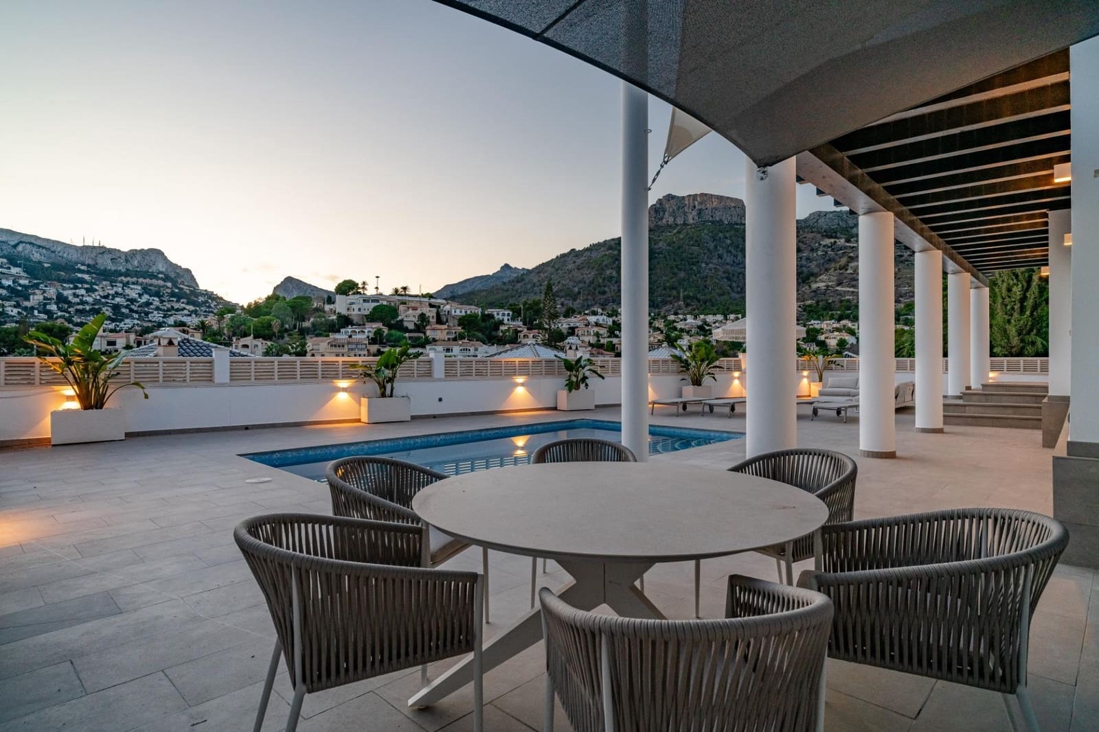 4 chambre Villa/Maison à vendre à Calpe / Calp avec piscine - 1 099 000 € (Ref: 10041368)