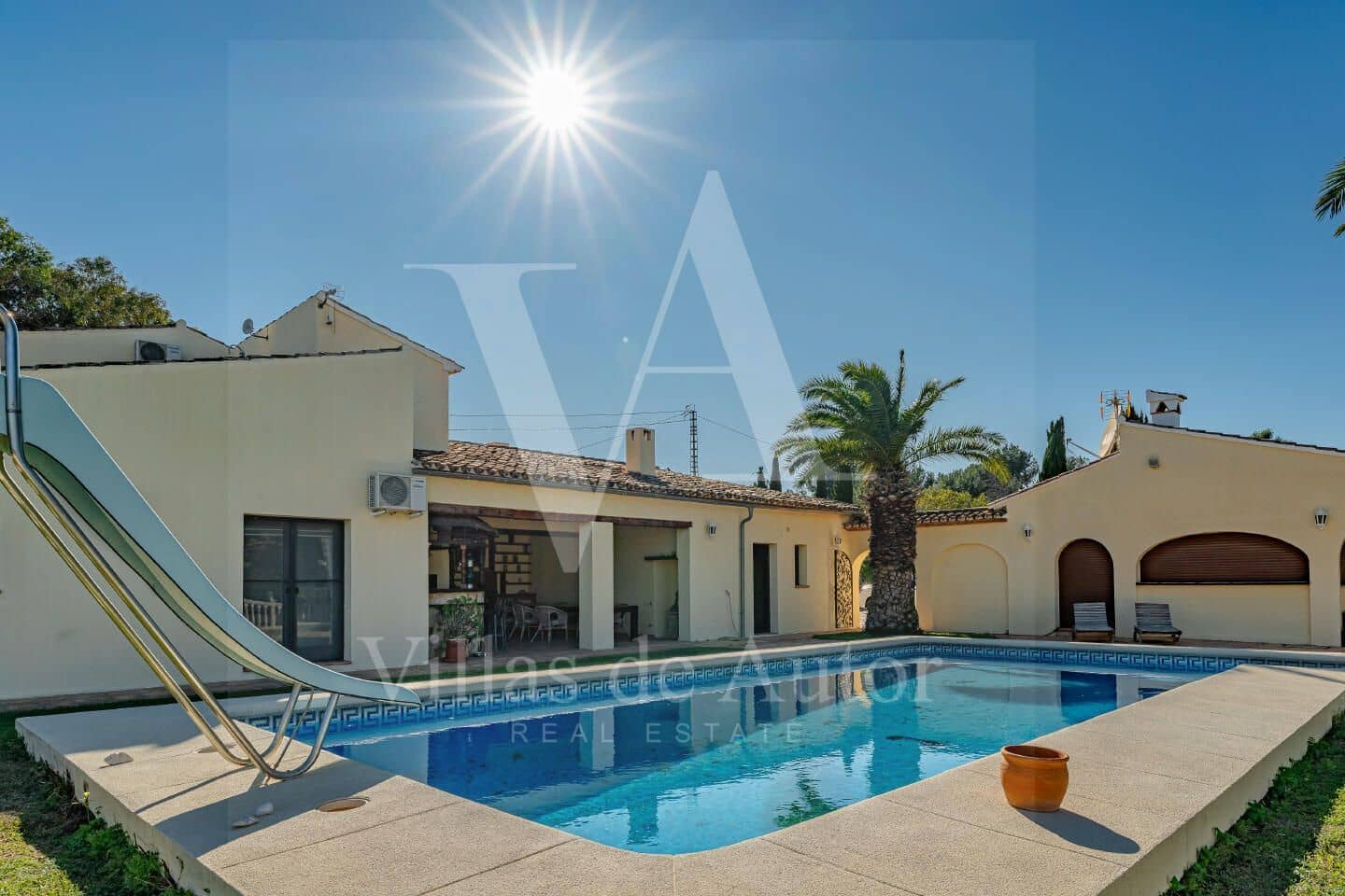 7 soveværelse Finca/Landehus til salg i Benissa med swimmingpool garage - € 995.000 (Ref: 10041371)