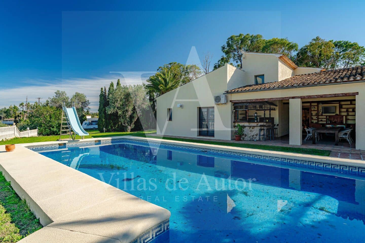 7 soveværelse Finca/Landehus til salg i Benissa med swimmingpool garage - € 995.000 (Ref: 10041371)