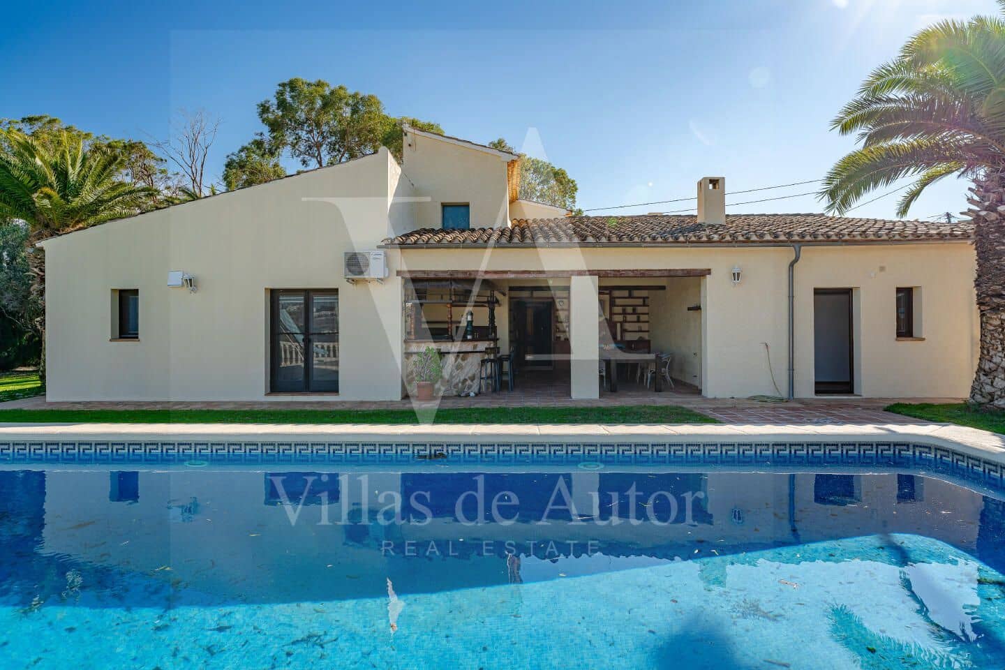 7 soveværelse Finca/Landehus til salg i Benissa med swimmingpool garage - € 995.000 (Ref: 10041371)