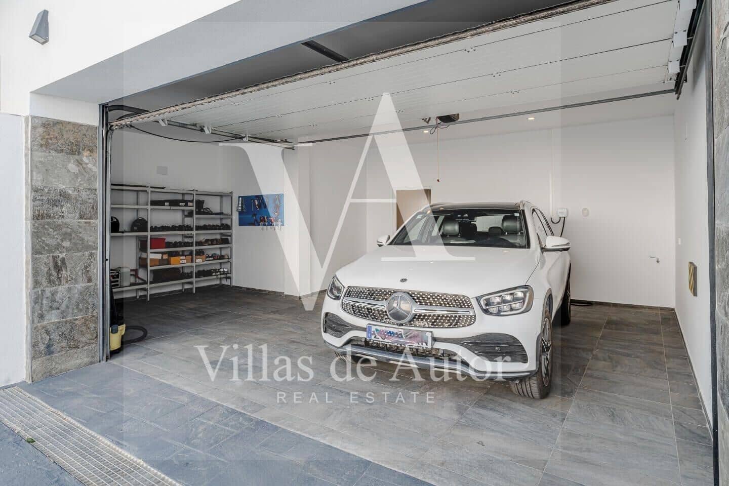 7 bedroom Villa for sale in Calpe / Calp with pool garage - € 2,490,000 (Ref: 10041375)