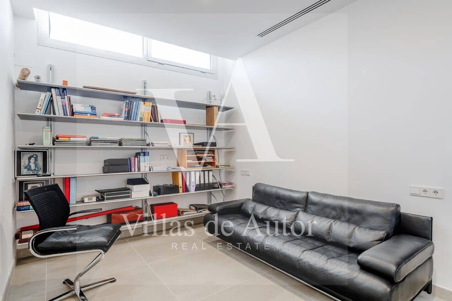 7 bedroom Villa for sale in Calpe / Calp with pool garage - € 2,490,000 (Ref: 10041375)