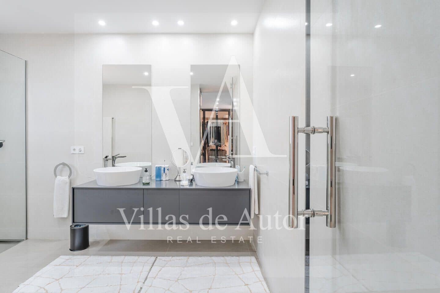 7 bedroom Villa for sale in Calpe / Calp with pool garage - € 2,490,000 (Ref: 10041375)