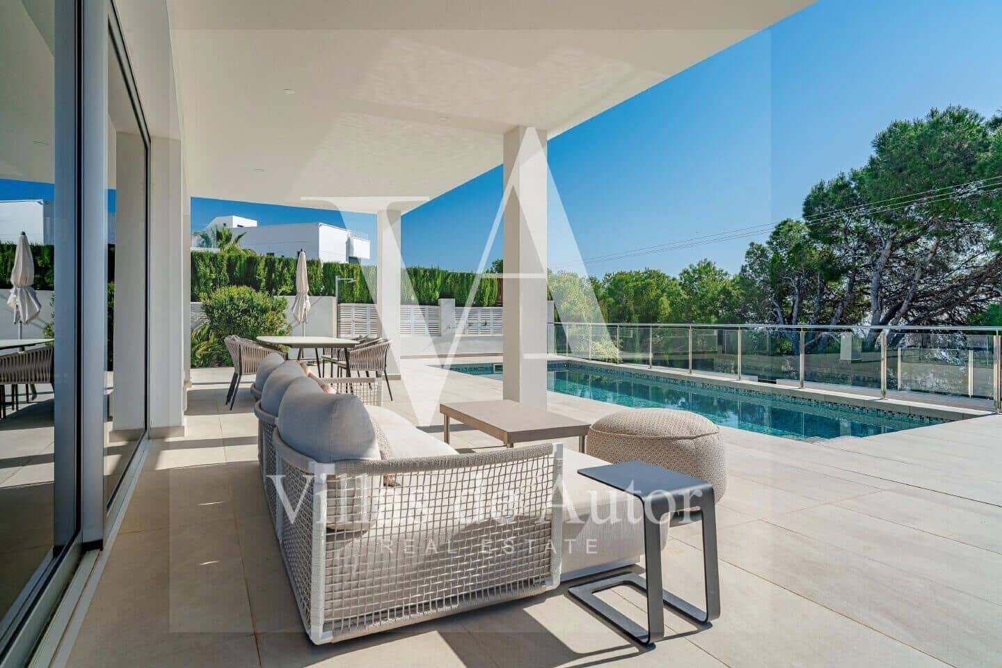 7 bedroom Villa for sale in Calpe / Calp with pool garage - € 2,490,000 (Ref: 10041375)
