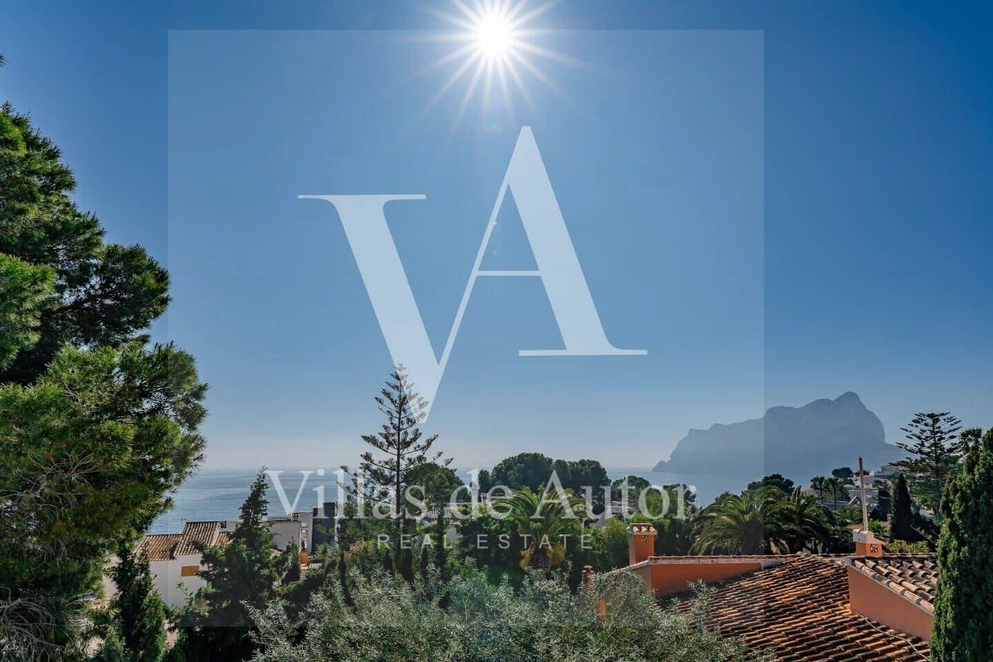 7 bedroom Villa for sale in Calpe / Calp with pool garage - € 2,490,000 (Ref: 10041375)