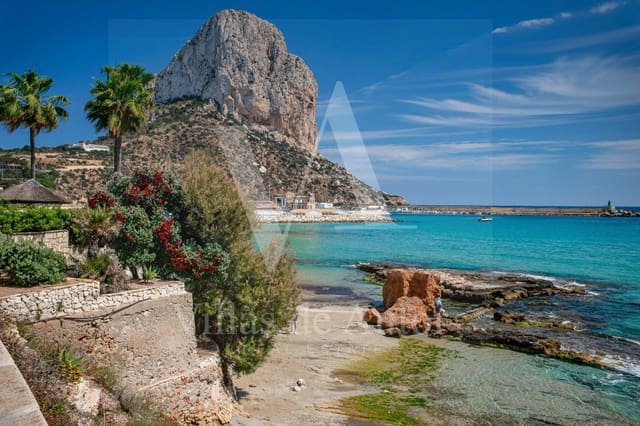 2 quarto Apartamento para venda em Puerto, Calpe / Calp com piscina garagem - 745 000 € (Ref: 10041376)