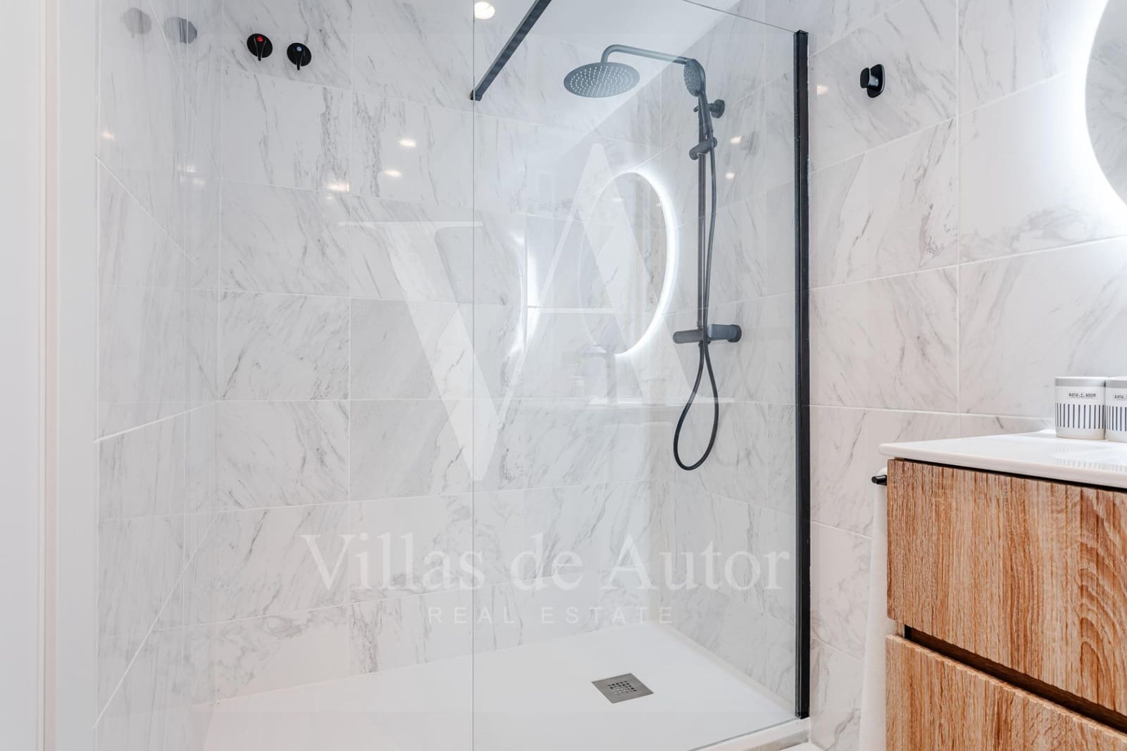 2 quarto Apartamento para venda em Calpe / Calp com piscina garagem - 745 000 € (Ref: 10041376)