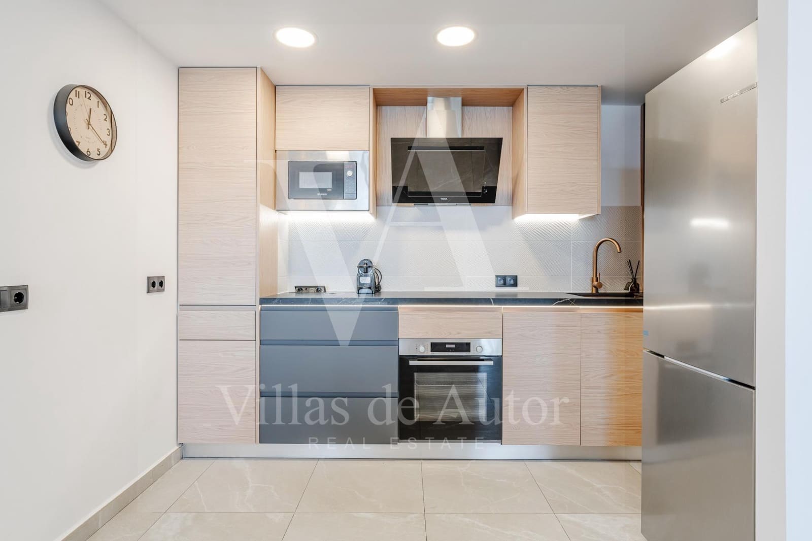 2 quarto Apartamento para venda em Calpe / Calp com piscina garagem - 745 000 € (Ref: 10041376)