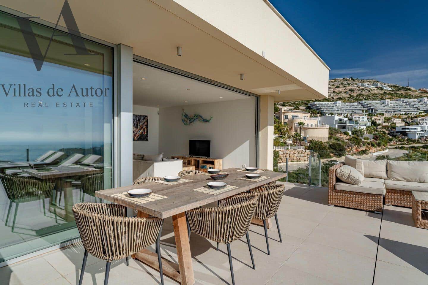 Chalet de 4 habitaciones en Benitachell / Benitatxell en venta con piscina - 1.429.000 € (Ref: 10041377)