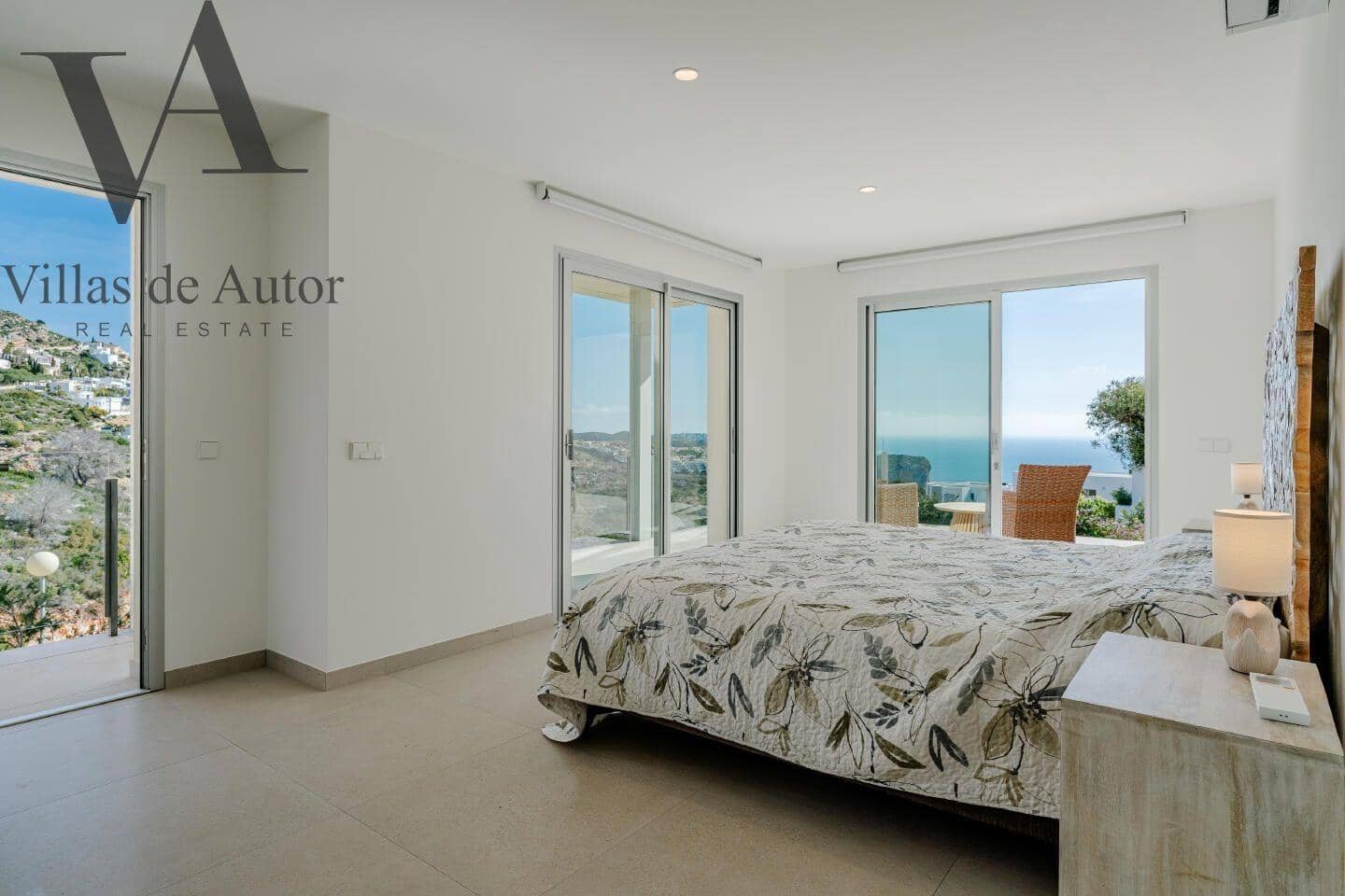 Chalet de 4 habitaciones en Benitachell / Benitatxell en venta con piscina - 1.429.000 € (Ref: 10041377)