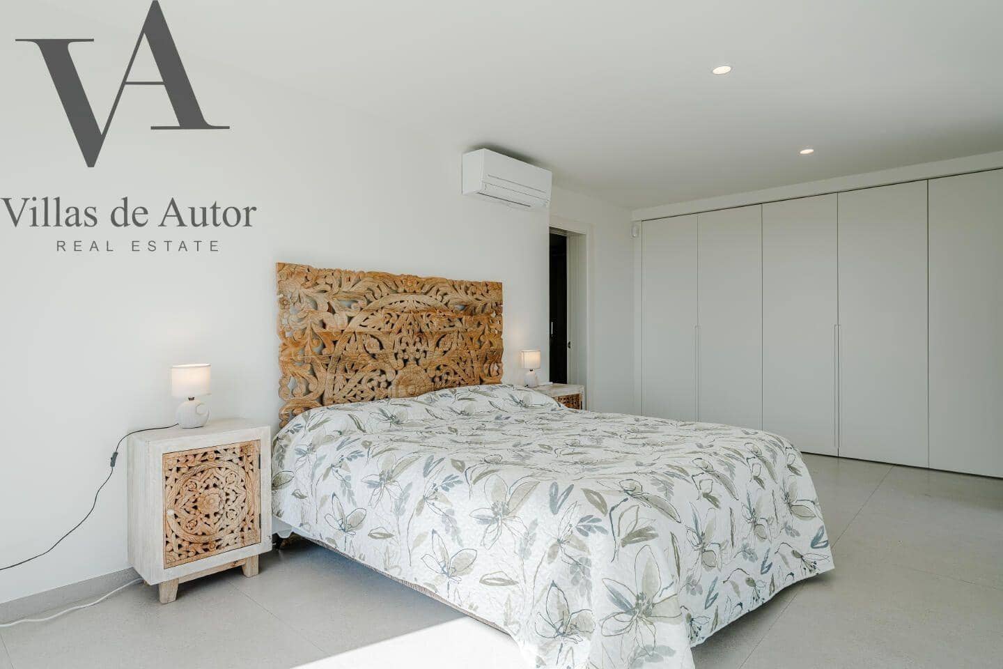 Chalet de 4 habitaciones en Benitachell / Benitatxell en venta con piscina - 1.429.000 € (Ref: 10041377)