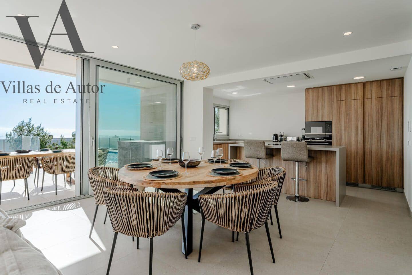 Chalet de 4 habitaciones en Benitachell / Benitatxell en venta con piscina - 1.429.000 € (Ref: 10041377)