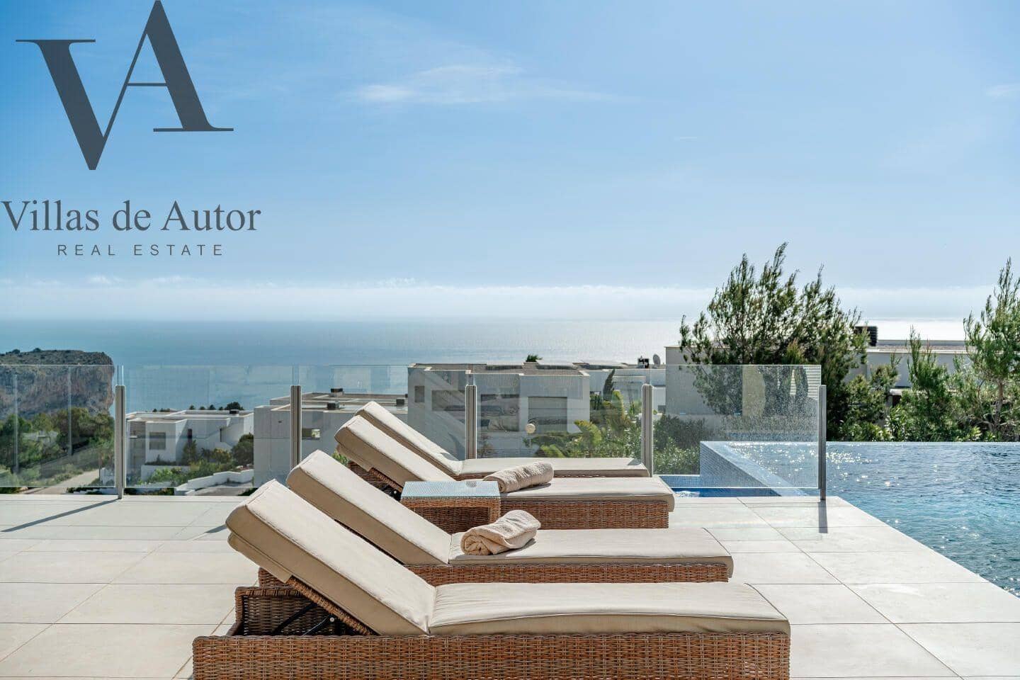 Chalet de 4 habitaciones en Benitachell / Benitatxell en venta con piscina - 1.429.000 € (Ref: 10041377)