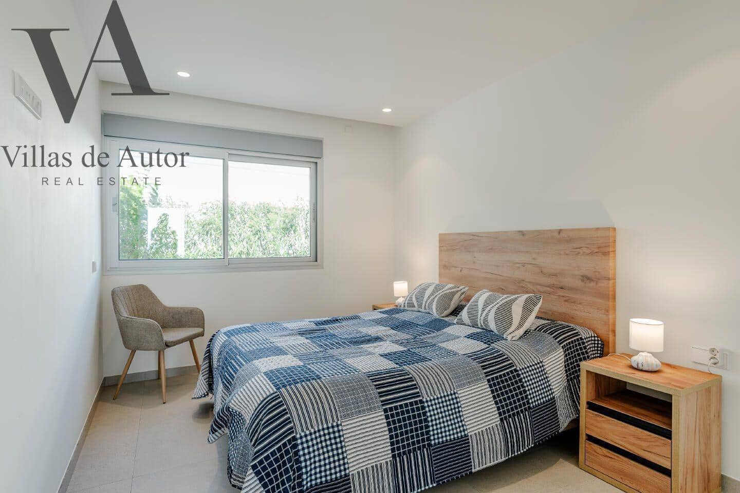 Chalet de 4 habitaciones en Benitachell / Benitatxell en venta con piscina - 1.429.000 € (Ref: 10041377)
