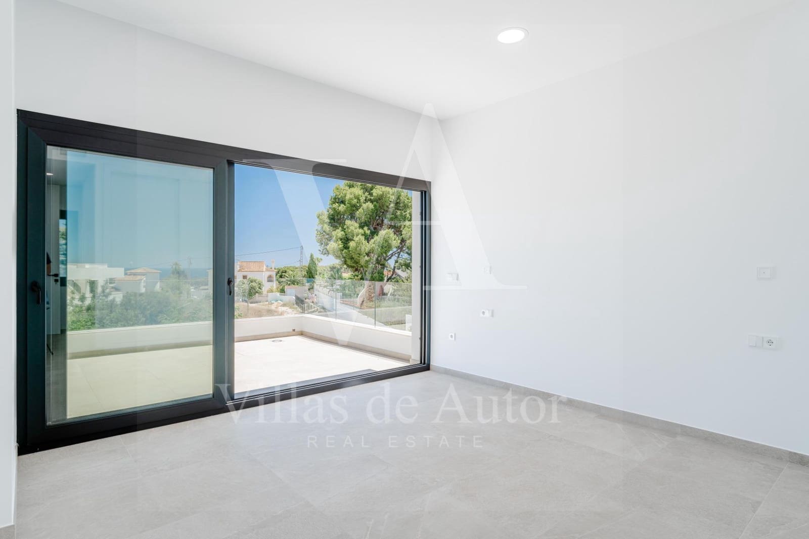 3 soverom Villa til salgs i Benissa med svømmebasseng garasje - € 1 175 000 (Ref: 10041379)