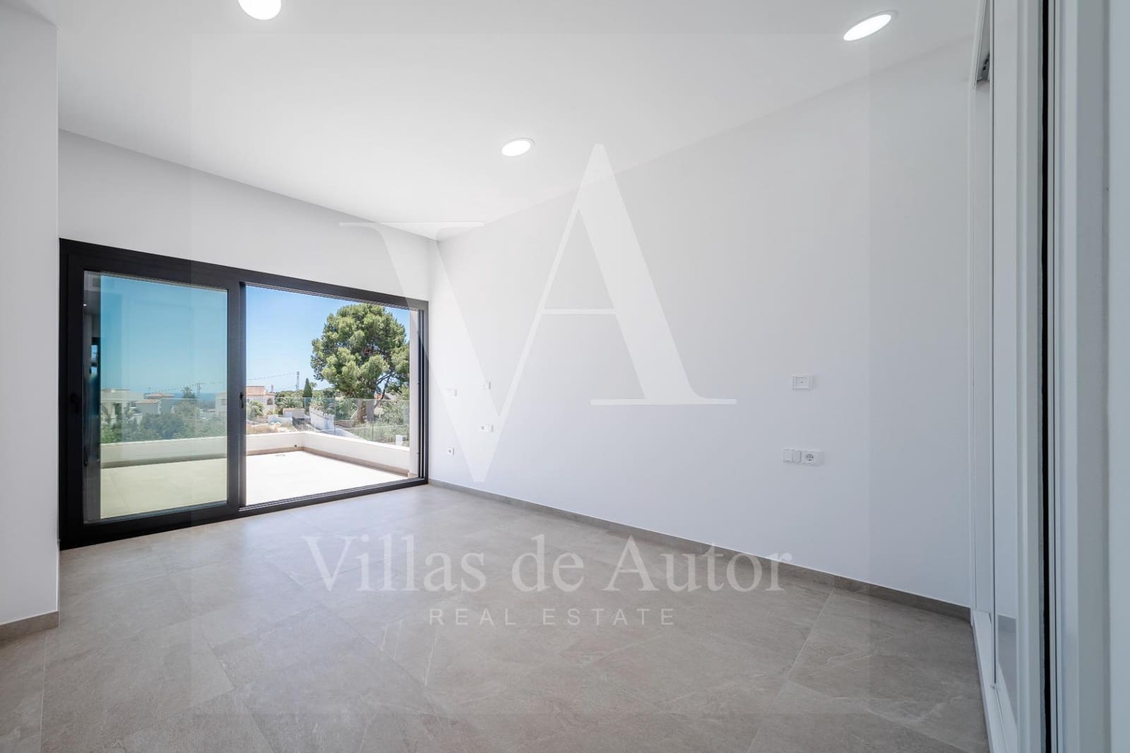 3 soverom Villa til salgs i Benissa med svømmebasseng garasje - € 1 175 000 (Ref: 10041379)