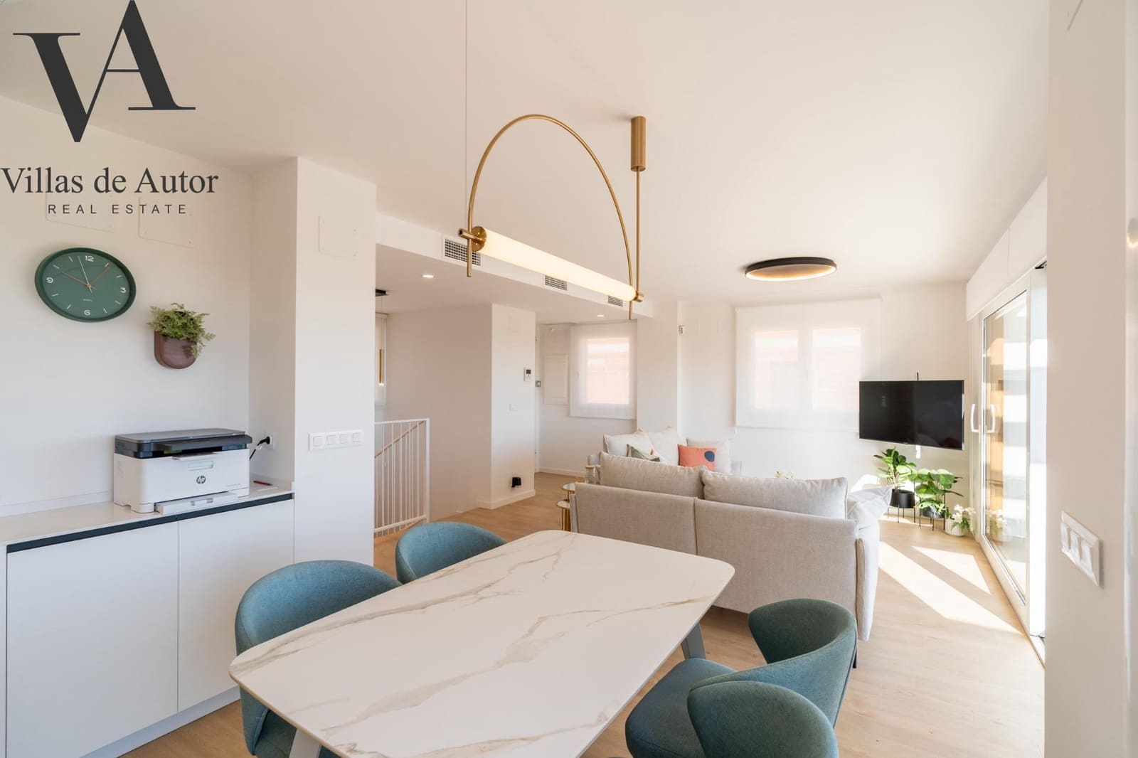 4 sovrum Radhus till salu i La Nucia med pool - 465 000 € (Ref: 10041380)