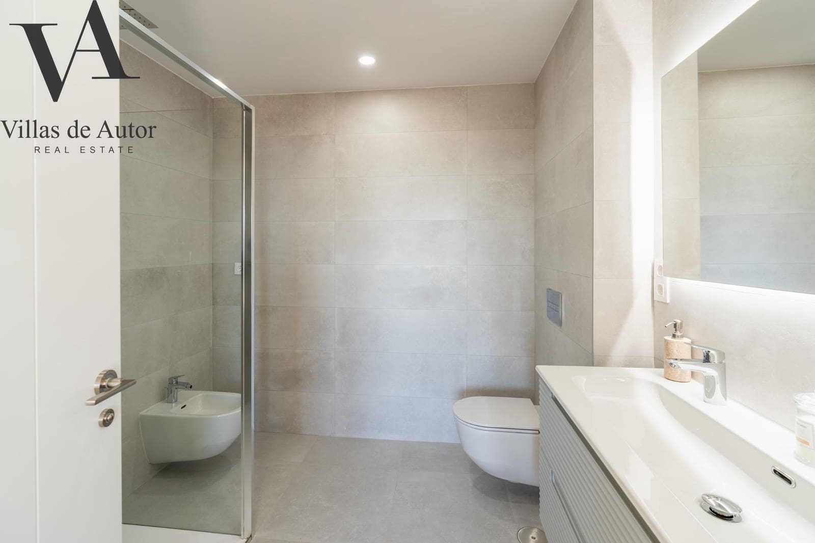 4 sovrum Radhus till salu i La Nucia med pool - 465 000 € (Ref: 10041380)