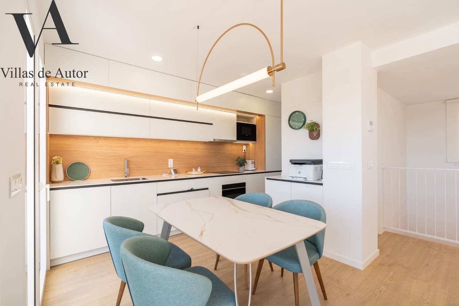 4 sovrum Radhus till salu i La Nucia med pool - 465 000 € (Ref: 10041380)