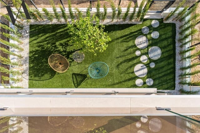 4 soveværelse Rækkehus til salg i La Nucia med swimmingpool - € 465.000 (Ref: 10041380)
