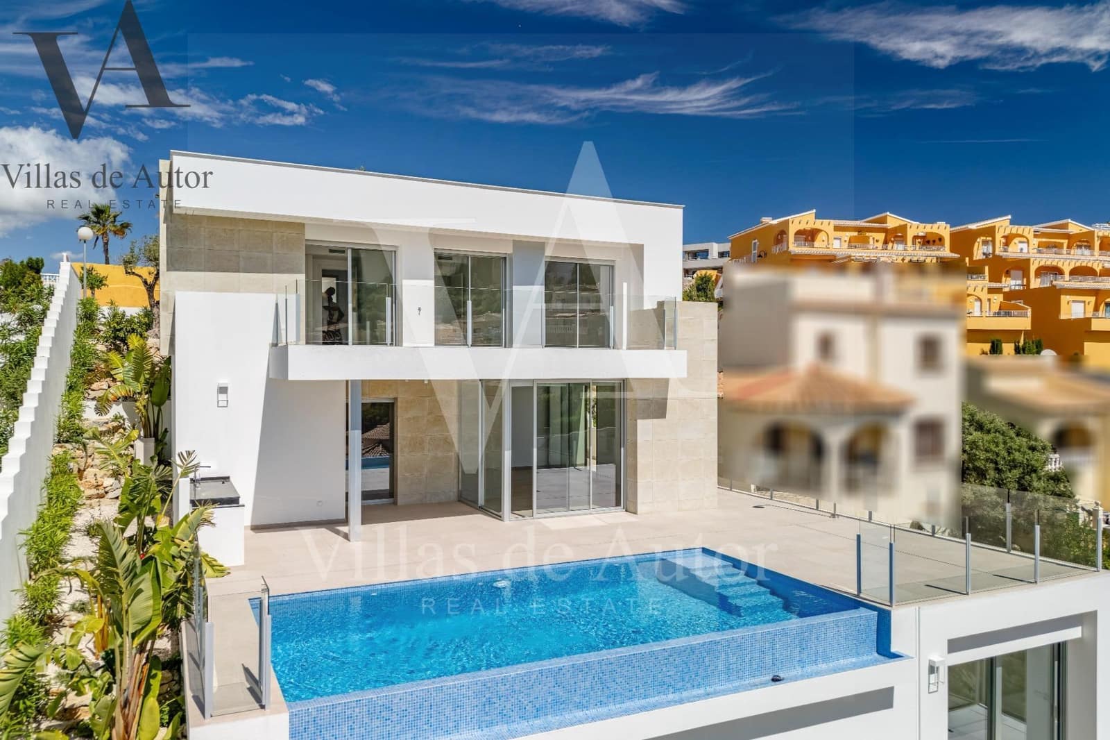 Chalet de 4 habitaciones en Benitachell / Benitatxell en venta con piscina - 1.499.000 € (Ref: 10041382)