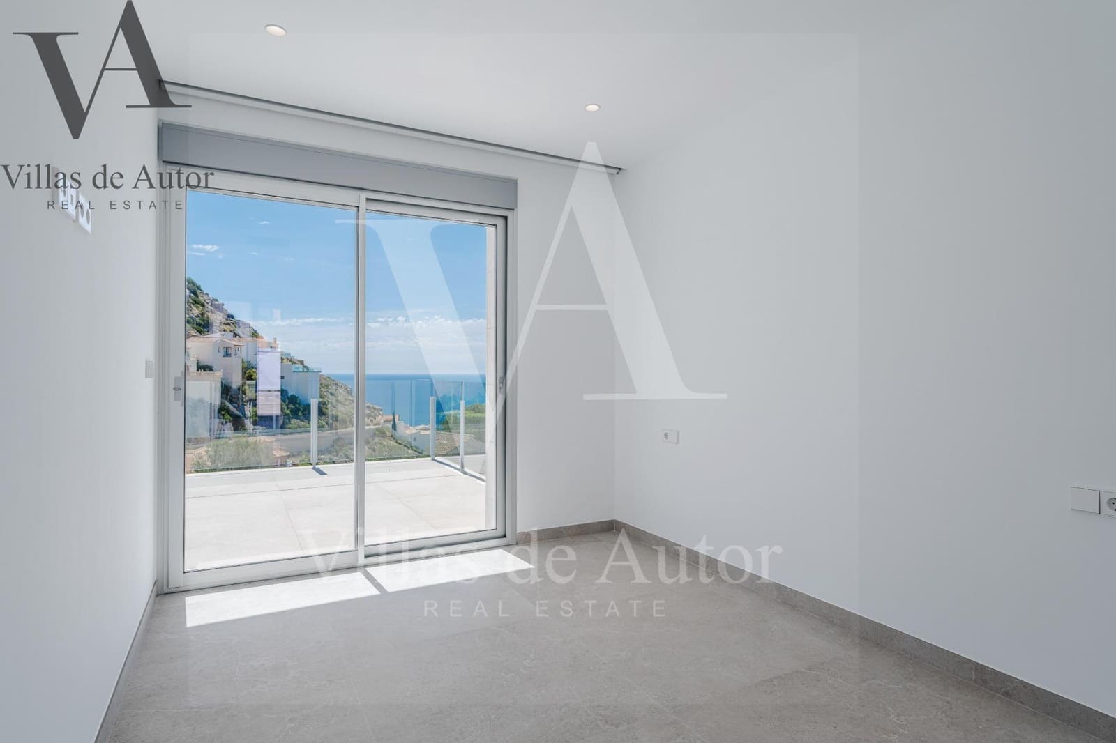 Chalet de 4 habitaciones en Benitachell / Benitatxell en venta con piscina - 1.499.000 € (Ref: 10041382)