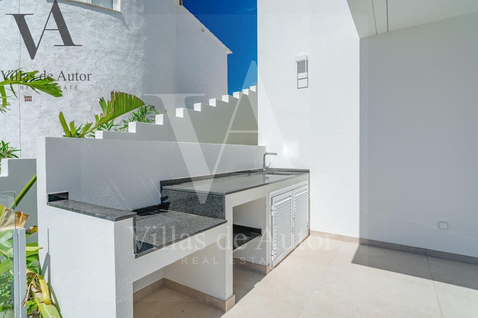 Chalet de 4 habitaciones en Benitachell / Benitatxell en venta con piscina - 1.499.000 € (Ref: 10041382)