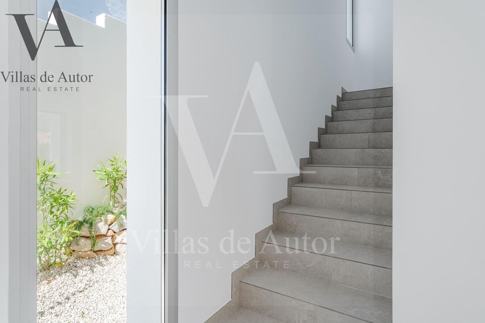 Chalet de 4 habitaciones en Benitachell / Benitatxell en venta con piscina - 1.499.000 € (Ref: 10041382)