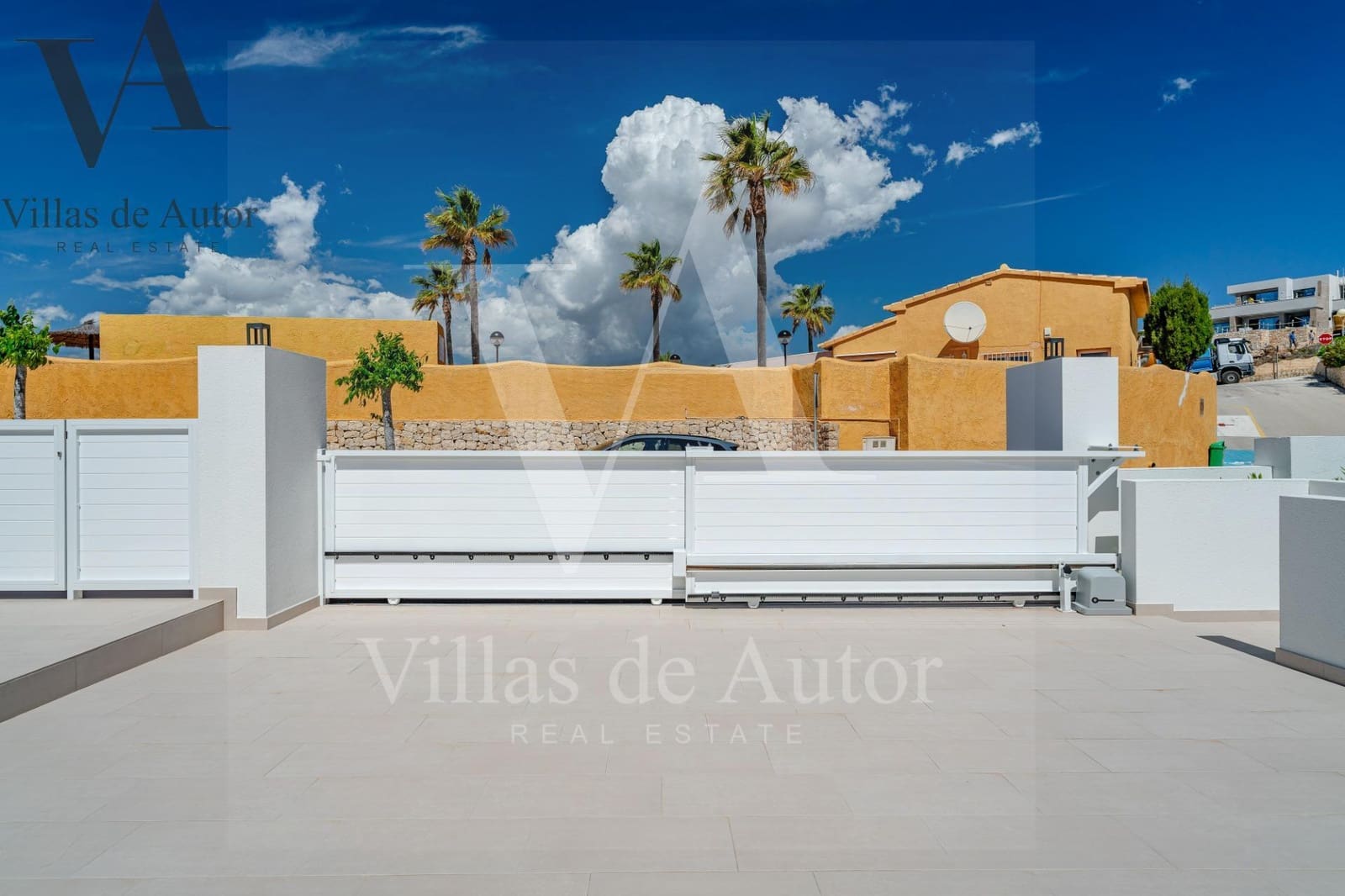 Chalet de 4 habitaciones en Benitachell / Benitatxell en venta con piscina - 1.499.000 € (Ref: 10041382)