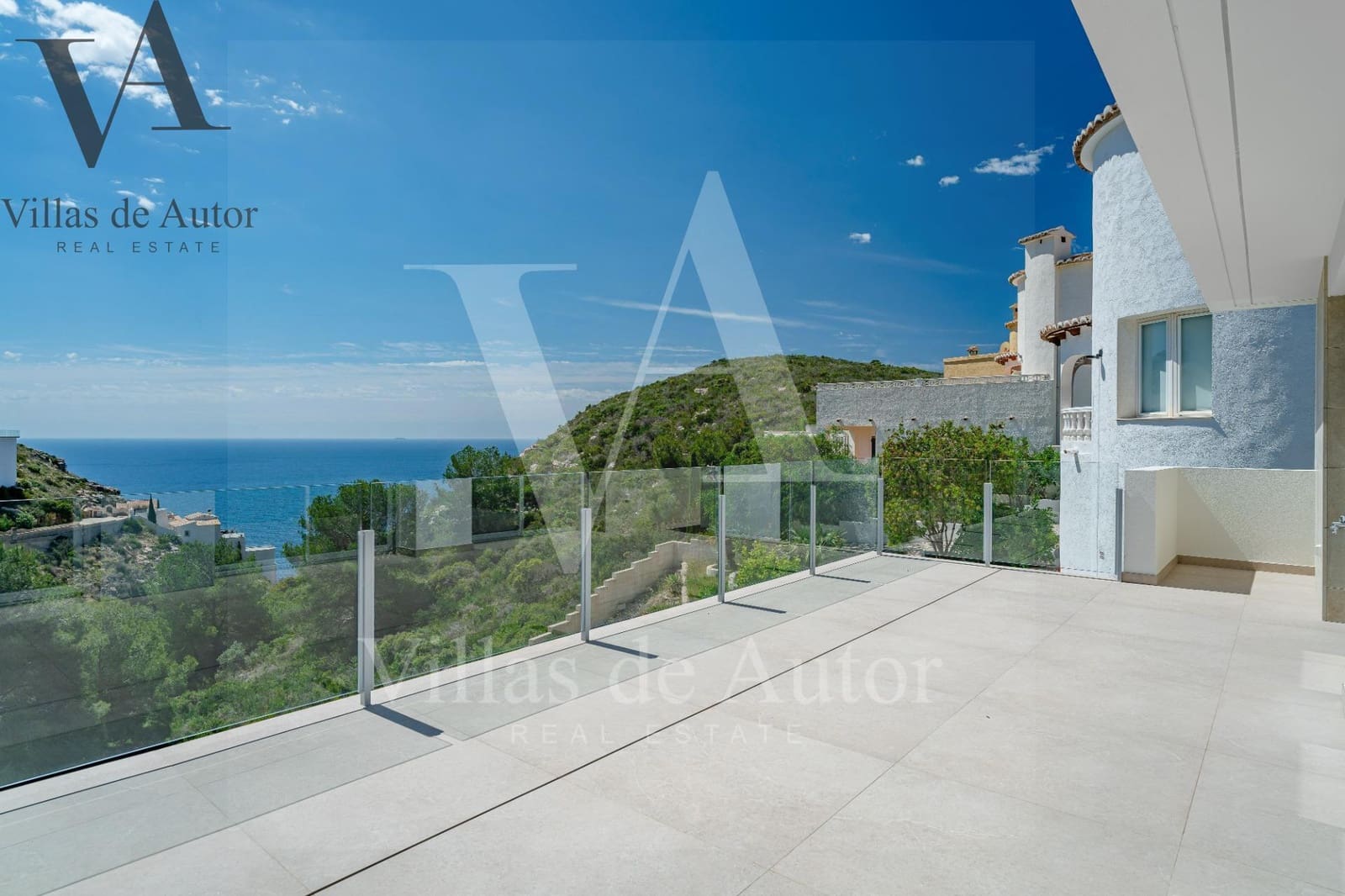 Chalet de 4 habitaciones en Benitachell / Benitatxell en venta con piscina - 1.499.000 € (Ref: 10041382)