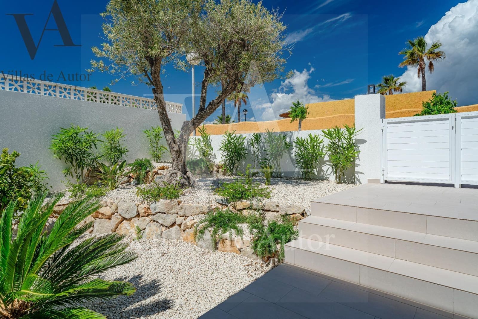 Chalet de 4 habitaciones en Benitachell / Benitatxell en venta con piscina - 1.499.000 € (Ref: 10041382)