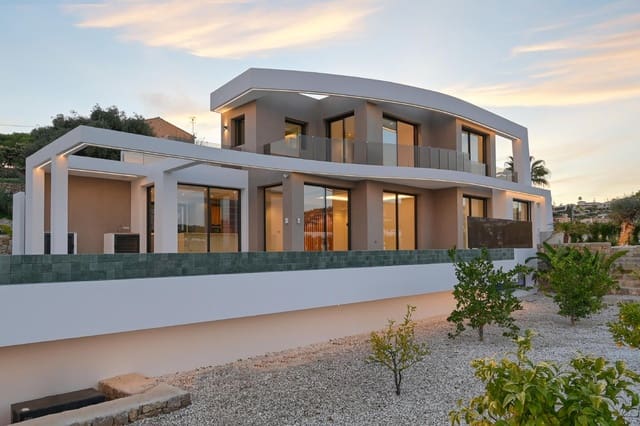 2 soverom Villa til salgs i Benissa med svømmebasseng garasje - € 3 195 000 (Ref: 10041385)
