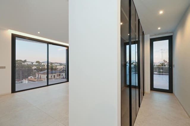 2 soverom Villa til salgs i Benissa med svømmebasseng garasje - € 3 195 000 (Ref: 10041385)